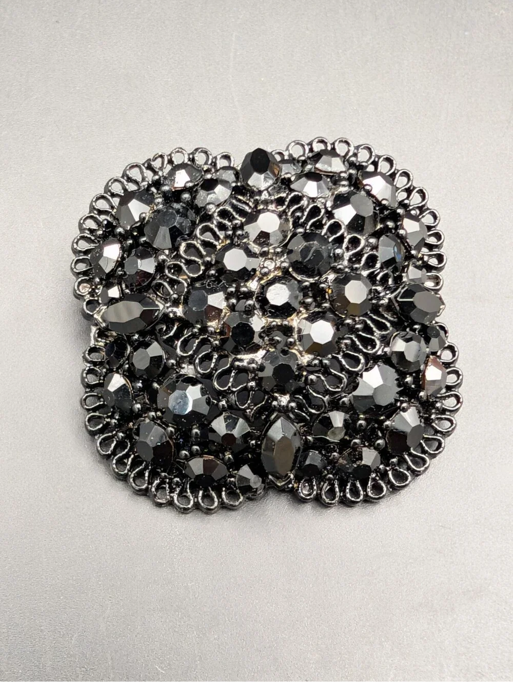 Signed LISNER Vintage Black Rhinestone Brooch Japanned Metal Cluster Pin 50s